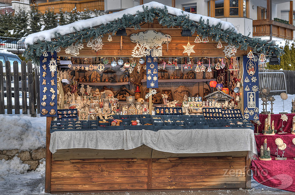 Christmas Market, S. Cristina, Italy